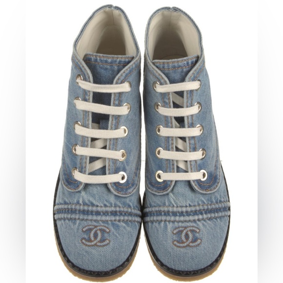 Chanel 2020 Interlocking CC Denim Ankle Boots - Picture 1 of 16